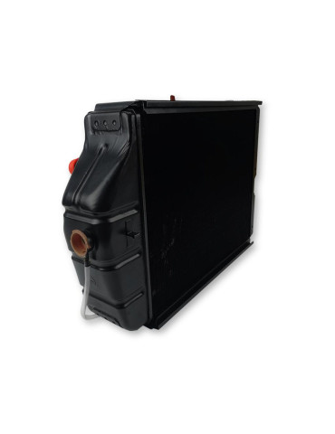 CHŁODNICA 4-CYL TURBO URSUS OEM  
Chłodnica miedziana mocowanie boczne C-1012/1014 turbo C-385 ORYGINAŁ URSUS
Indeks 83613911U
