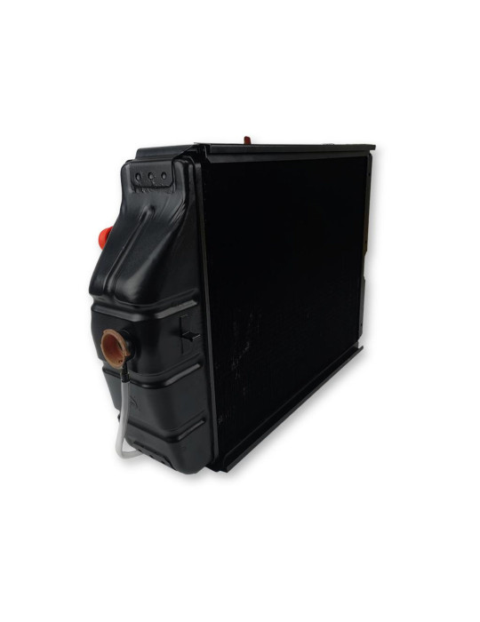 CHŁODNICA 4-CYL TURBO URSUS OEM  
Chłodnica miedziana mocowanie boczne C-1012/1014 turbo C-385 ORYGINAŁ URSUS
Indeks 83613911U
