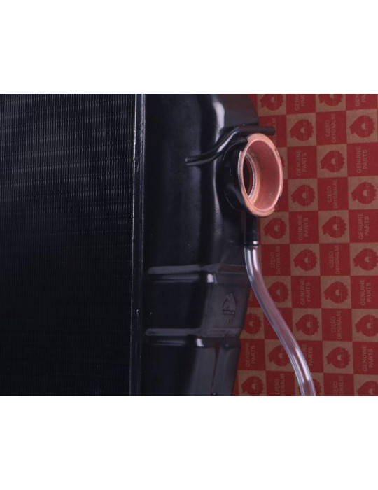 CHŁODNICA C-360 ORGINAŁ URSUS
50613030U
• waga chłodnicy to 8,15kg

• pojemność płynu 3,8L